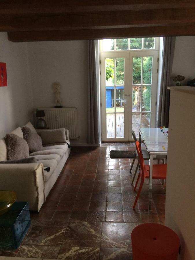 Maison de vacances, Gîte Le vieux Logis à Profondeville Exterior foto